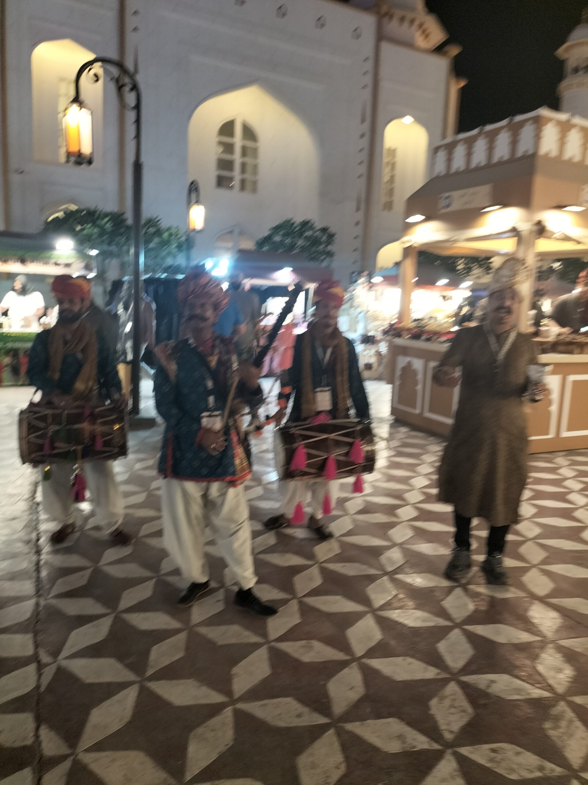 IMG20251109202723 scaled من أهرامات مصر لسور الصين العظيم .. «أفرو نيوز 24» في بوليفارد وورلد الرياض رحلة عالمية حيث تمتزج حضارات العالم بالترفيه 