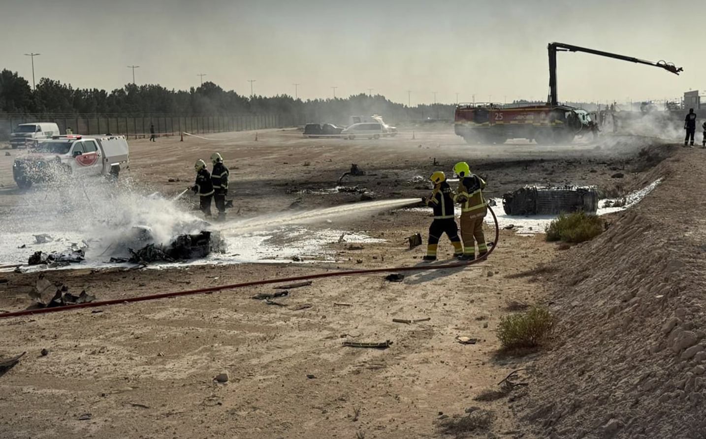 a0m091ht1k9194spn وكالة الأنباء الإماراتية: مصرع طيار هندي في تحطم مقاتلة خلال عرض جوي بمعرض دبي للطيران