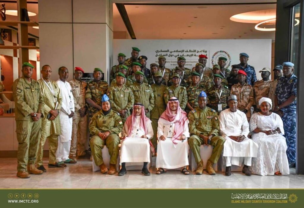 54f3a2f6 a8ce 4cef 94f0 82de9ef9842c الكاتب والسياسي النيجري عمر مختار الأنصاري يكتب : برنامج التحالف الإسلامي في النيجر: خطوة تاريخية نحو إعادة التأهيل الفكري ونبذ التطرف