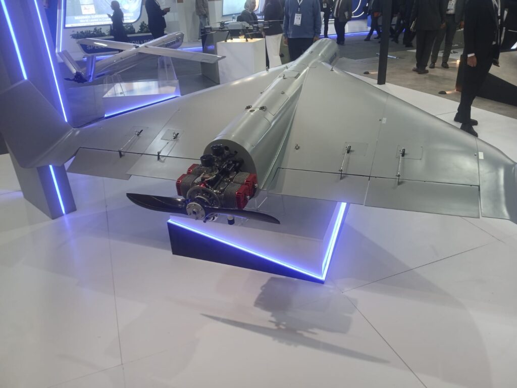 590438713 853019407347688 1265876756362778579 n لفتت الأنظار في معرض إيديكس 2025 .. تعرف علي قدرات الطائرة المسيرة المصرية " جبار- 200 "