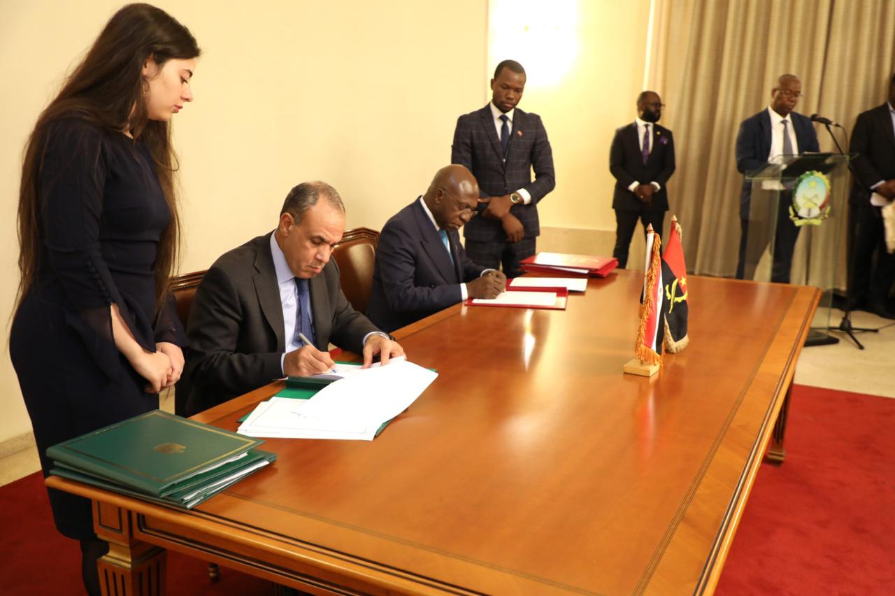 هيئة الدواء المصرية توقع مذكرة تفاهم مع وكالة تنظيم الأدوية في أنجولا لتعزيز التعاون بين البلدين 1 597401335 1176387534671091 2106529567085759738 n هيئة الدواء المصرية توقع مذكرة تفاهم مع وكالة تنظيم الأدوية في أنجولا لتعزيز التعاون بين البلدين