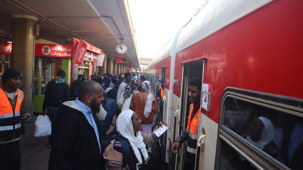 605786269 1262347269261968 6792766069950699946 n سكك حديد مصر : نقل 40.8 ألف سوداني عبر رحلات قطارات العودة الطوعية إلى السودان