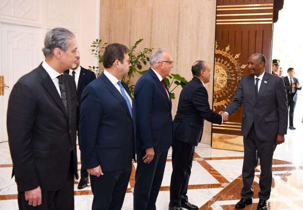 FB IMG 1766084965628 الرئيس السيسي يؤكد على ثوابت الموقف المصري الداعم لوحدة السودان وسيادته وأمنه واستقراره