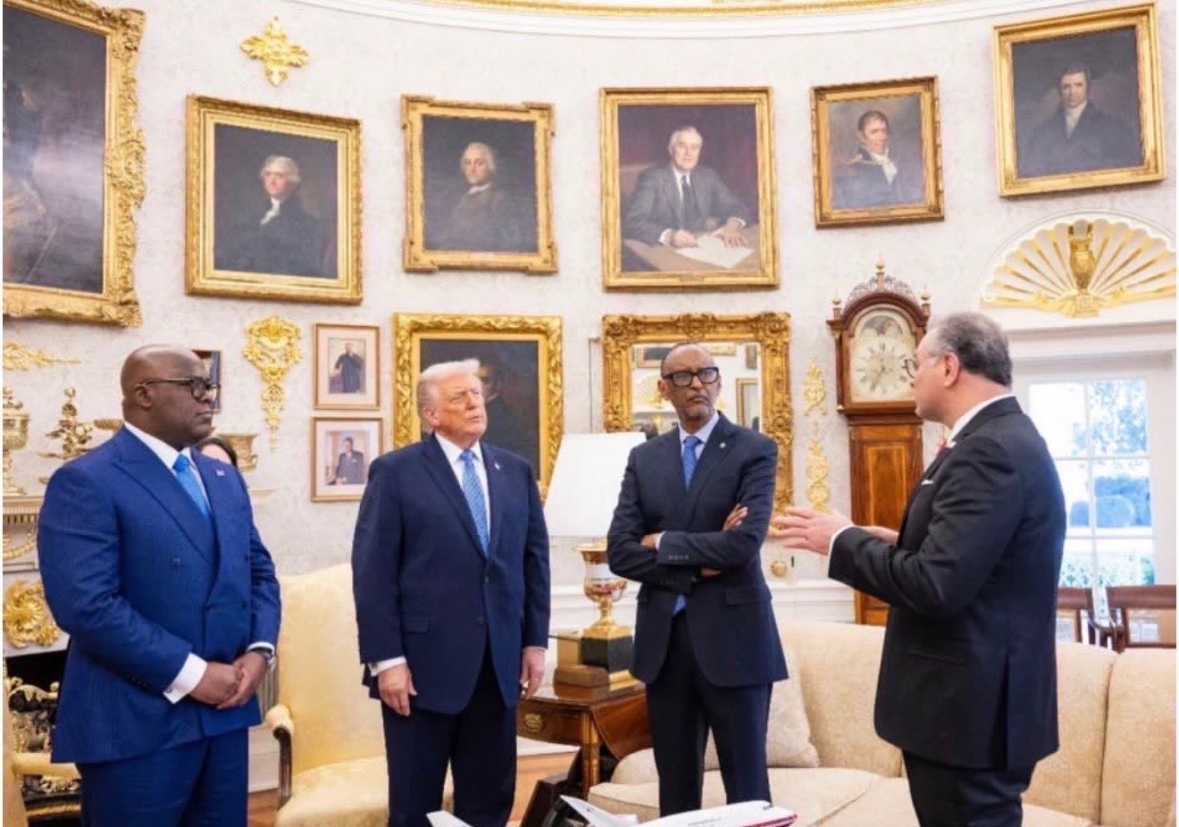 " النار تحت الرماد " .. اتفاق واشنطن للسلام في شرق الكونغو مهدد بالانهيار وتحذيرات من حرب إقليمية وشيكة 1 G7lKcroWUAA9Xr " النار تحت الرماد " .. اتفاق واشنطن للسلام في شرق الكونغو مهدد بالانهيار وتحذيرات من حرب إقليمية وشيكة