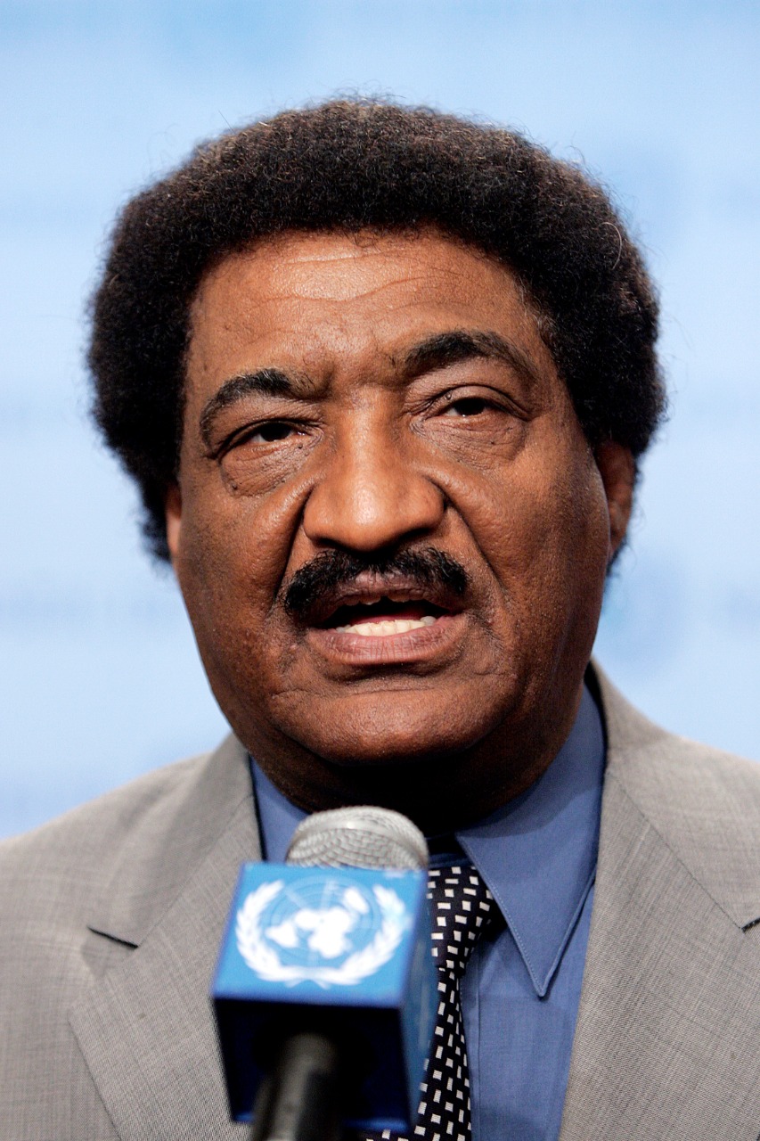 السفير عبد المحمود عبد الحليم يكتب : أشجان كابول… وسجادة كرزاى 1 IMG 20240117 WA0014 1 1 السفير عبد المحمود عبد الحليم يكتب : أشجان كابول… وسجادة كرزاى