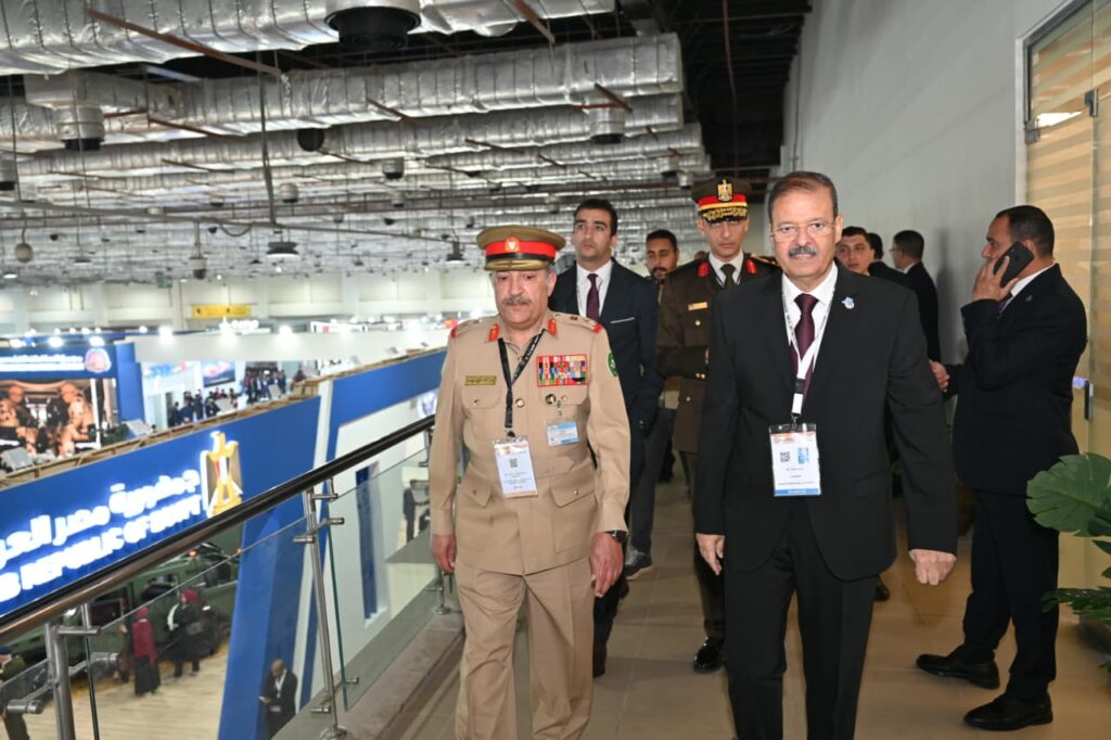 IMG 20251204 WA0019 إشادة دولية بكافة الأوساط العسكرية العالمية بالمعرض الدولى الرابع للصناعات الدفاعية ( إيديكس - مصر 2025 ) 