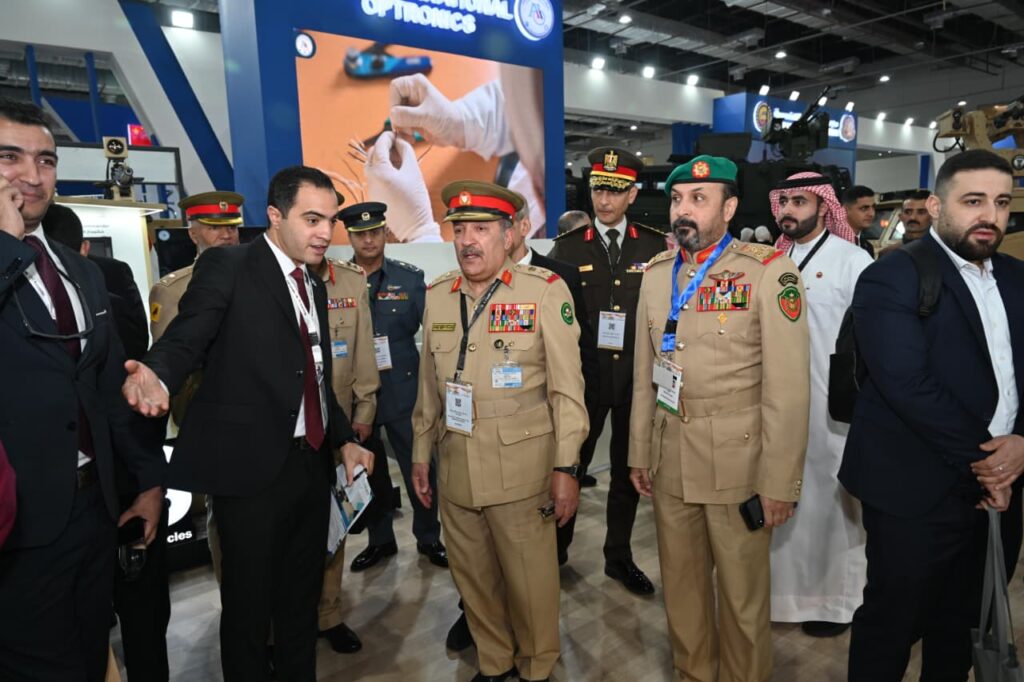 IMG 20251204 WA0020 إشادة دولية بكافة الأوساط العسكرية العالمية بالمعرض الدولى الرابع للصناعات الدفاعية ( إيديكس - مصر 2025 ) 