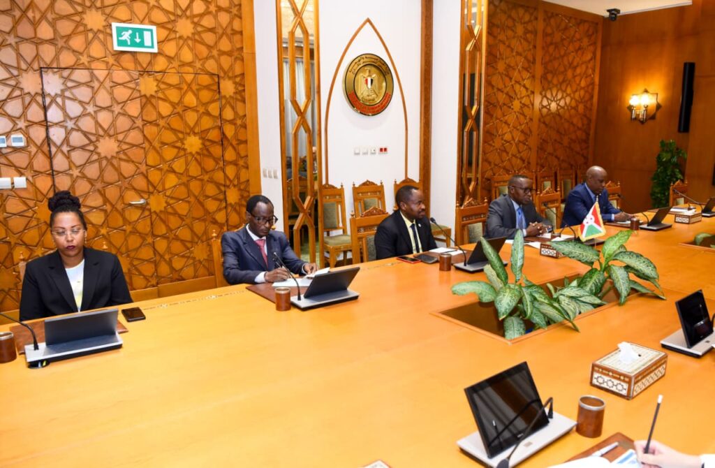 IMG 20251218 WA0005 خلال لقاءه نظيره البوروندي .. وزير الخارجية المصري يؤكد أهمية التعاون والتكامل في نهر النيل لتحقيق المنفعة المشتركة والمصالح المتبادلة