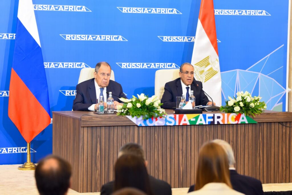 IMG 20251220 WA0023 افريقيا وروسيا تؤكدان على مواصلة التنسيق والتشاور بما يخدم المصالح المشتركة ودعم السلم والأمن والاستقرار في القارة الأفريقية.