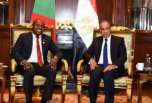 IMG 20251220 WA0029 مصر وجزر القمر تبحثان قضايا التعاون في مجالات التعليم والصحة والبنية التحتية والطاقة والتشييد والبناء