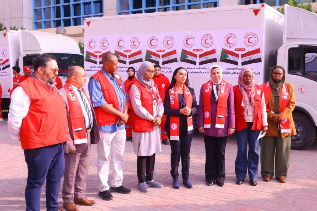 IMG 20251228 WA0007 وزيرة التضامن الاجتماعي تطلق قافلة مساعدات إنسانية لدعم الأشقاء في السودان