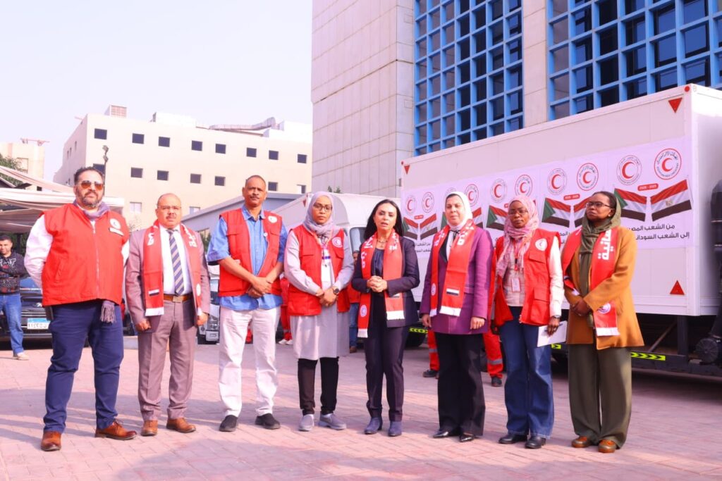 IMG 20251228 WA0011 وزيرة التضامن الاجتماعي تطلق قافلة مساعدات إنسانية لدعم الأشقاء في السودان