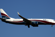 arik air 737 800 source rob finlayson نيجيريا تراهن على الطيران لتعزيز اقتصادها.. وتحتفل بمئوية أول رحلة وتطلق أول معرض جوي دولي