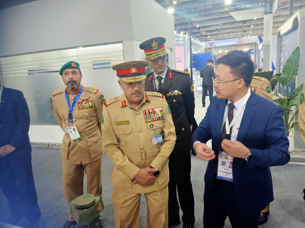 الشيخ على بن راشد آل خليفة : معرض إيدكس للصناعات الدفاعية 2025 أحد أكبر وأهم تجمع لقادة الدفاع من جميع أنحاء العالم 5 d144c210 7e6f 4a1b b38f 1cf9786585df الشيخ على بن راشد آل خليفة : معرض إيدكس للصناعات الدفاعية 2025 أحد أكبر وأهم تجمع لقادة الدفاع من جميع أنحاء العالم