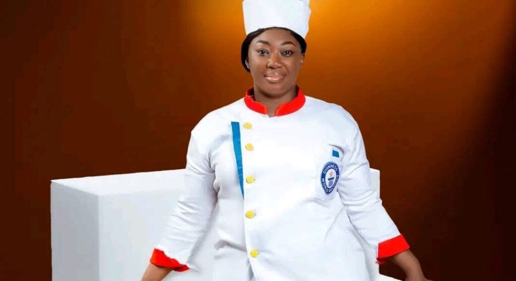 image0 4 1 e1764671889536 1024x558 1 طاهية بوركينا فاسو في طريقها إلى تسجيل رقم قياسي عالمي في موسوعة جينيس