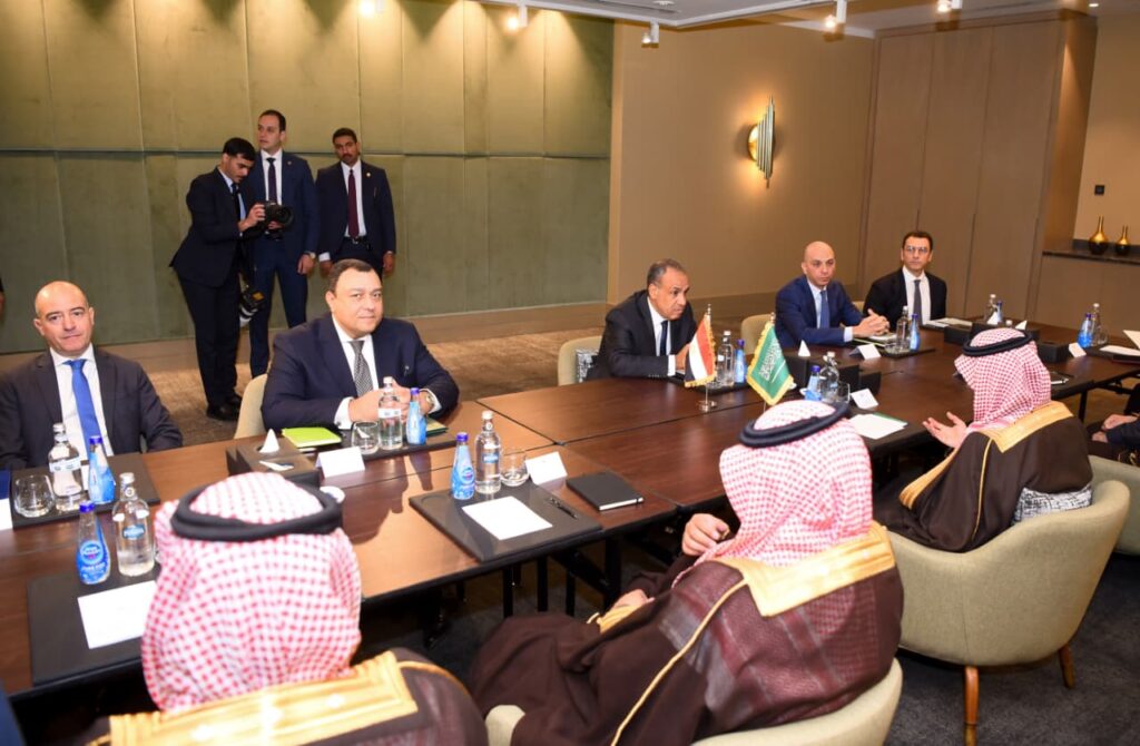 مصر والسعودية تؤكدان أهمية الحفاظ على سيادة السودان ووحدة وسلامة أراضيه 3 IMG 20260105 WA0007 مصر والسعودية تؤكدان أهمية الحفاظ على سيادة السودان ووحدة وسلامة أراضيه