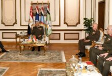 IMG 20260127 WA0001 الفريق أول عبد المجيد صقر وزير الدفاع  يلتقى نائب وزير الخارجية الأمريكى