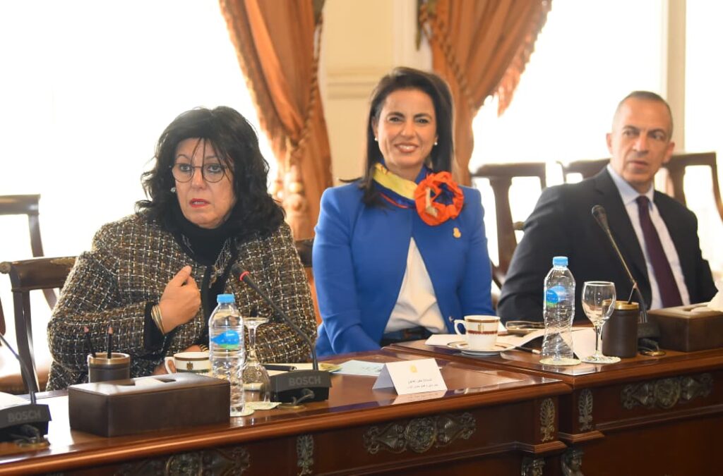 IMG 20260131 WA0012 وزير الخارجية يلتقي أعضاء اللجنة الوطنية لآلية مراجعة النظراء الأفريقية ( تفاصيل )