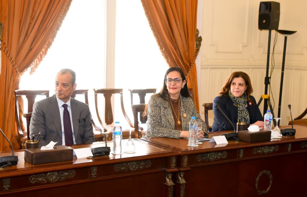 IMG 20260131 WA0014 وزير الخارجية يلتقي أعضاء اللجنة الوطنية لآلية مراجعة النظراء الأفريقية ( تفاصيل )