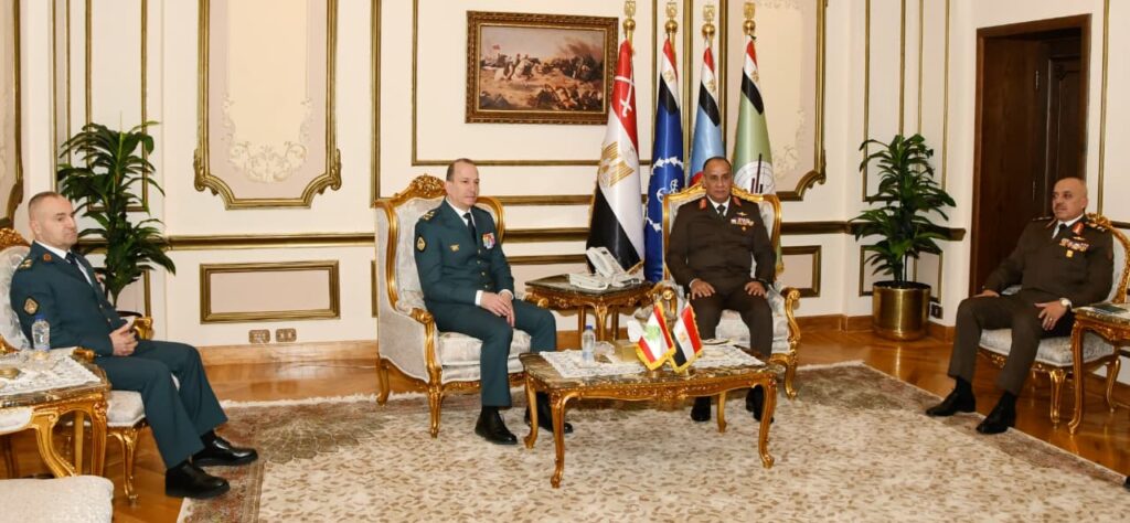641468530 1215308137440471 5595663824152303082 n الفريق أشرف سالم زاهر وزير الدفاع يلتقى قائد الجيش اللبنانى