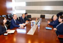 IMG 20260214 WA0028 وزير الخارجية يبحث التطورات في السودان مع المبعوث الشخصي للأمين العام للأمم المتحدة 