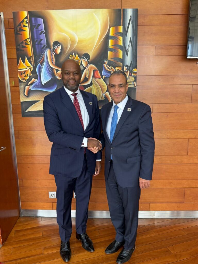 IMG 20260215 WA0008 لقاءات مكثفة لوزير الخارجية المصري علي هامش اجتماعات قمة الاتحاد الأفريقي 
