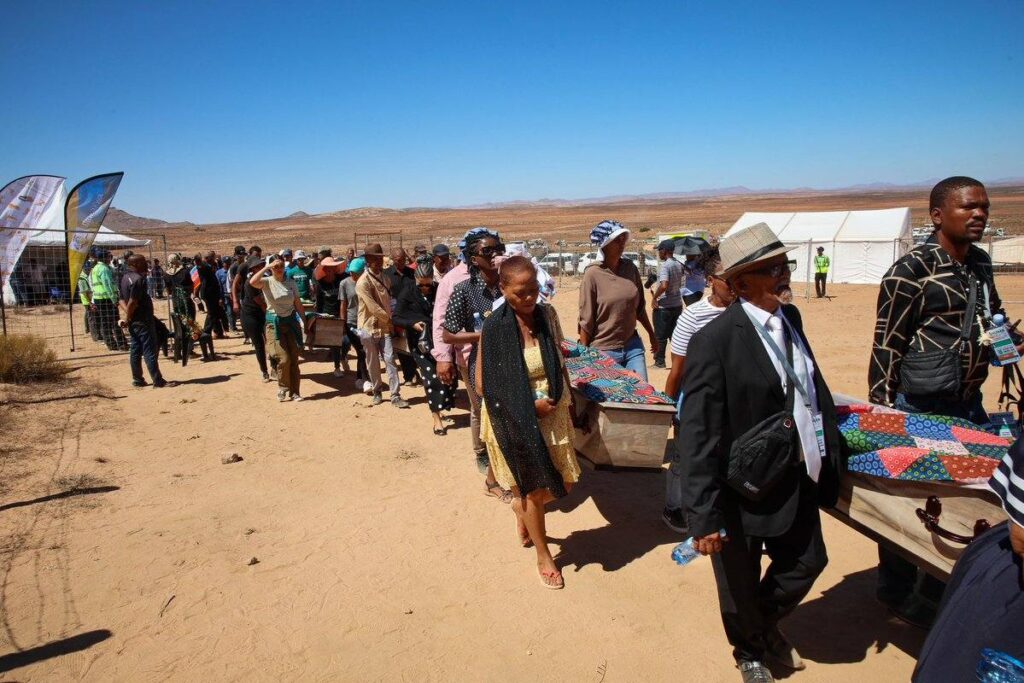 655603111 1391270093030023 2773831337206117129 n إعادة كرامة الأجداد: جنوب أفريقيا تعيد دفن رفات شعبي الكوي والسان  بعد عقود من العرض في المتاحف الأوروبية