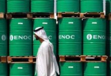 نسخة من البوم 2026 03 18T180614.673 750x629 1 تصاعد أسعار النفط عالميًا مع تفاقم الصراع مع إيران .. وإغلاق مضيق هرمز يهدد أمن الطاقة العالمي