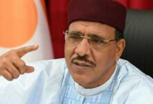 نسخة من البوم 20260314 160114 ٠٠٠٠ معارض نيجري يدعو لحل وطني لقضية احتجاز الرئيس السابق محمد بازوم ويحذر من التدخل الأوروبي