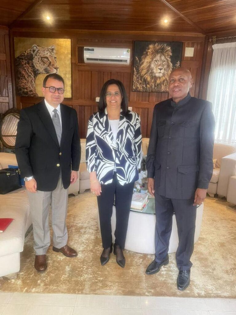 672688129 1274931428150034 1105921828900666318 n مساعد وزير الخارجية للشئون الأفريقية يشارك في مراسم تنصيب رئيس الكونغو برازافيل