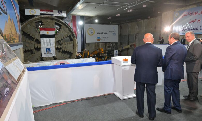 684531498 1521370986018291 3618503833121758941 n الرئيس السيسي يتفقد الأعمال الإنشائية لمشروع محطة مترو انفاق الأهرامات