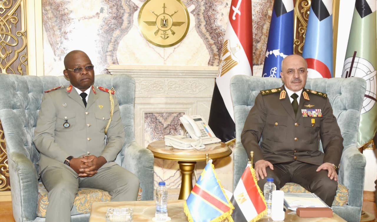 الفريق أحمد خليفة رئيس أركان حرب القوات المسلحة يلتقى رئيس هيئة الأركان العامة للقوات المسلحة بالكونغو الديمقراطية 1 IMG 20260406 WA0000 الفريق أحمد خليفة رئيس أركان حرب القوات المسلحة يلتقى رئيس هيئة الأركان العامة للقوات المسلحة بالكونغو الديمقراطية