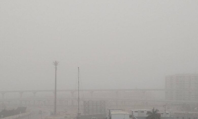 نسخة من البوم 2026 04 02T115037.016 عاصفة رملية تضرب القاهرة وعدة محافظات .. وتحذيرات عاجلة من الأرصاد الجوية