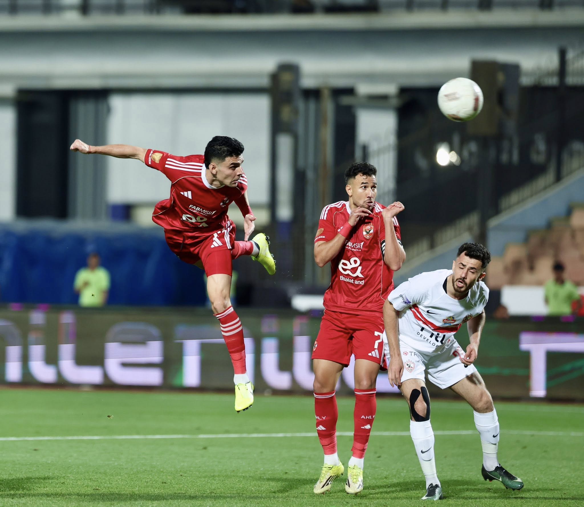 684273274 1525387012288895 5695812492594816 n الأهلي يُسقط الزمالك بثلاثية نظيفة ويُعيد إشعال سباق الدوري المصري