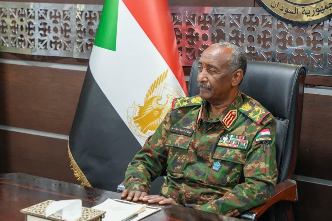 رئيس " السيادة " يؤكد تقدير واحترام السودان الكامل لدول الجوار .. والبرهان يدعو مواطنيه إلي عدم التحرك نحو الحدود 1 701696574 1517017939864912 2282918525310397802 n رئيس " السيادة " يؤكد تقدير واحترام السودان الكامل لدول الجوار .. والبرهان يدعو مواطنيه إلي عدم التحرك نحو الحدود