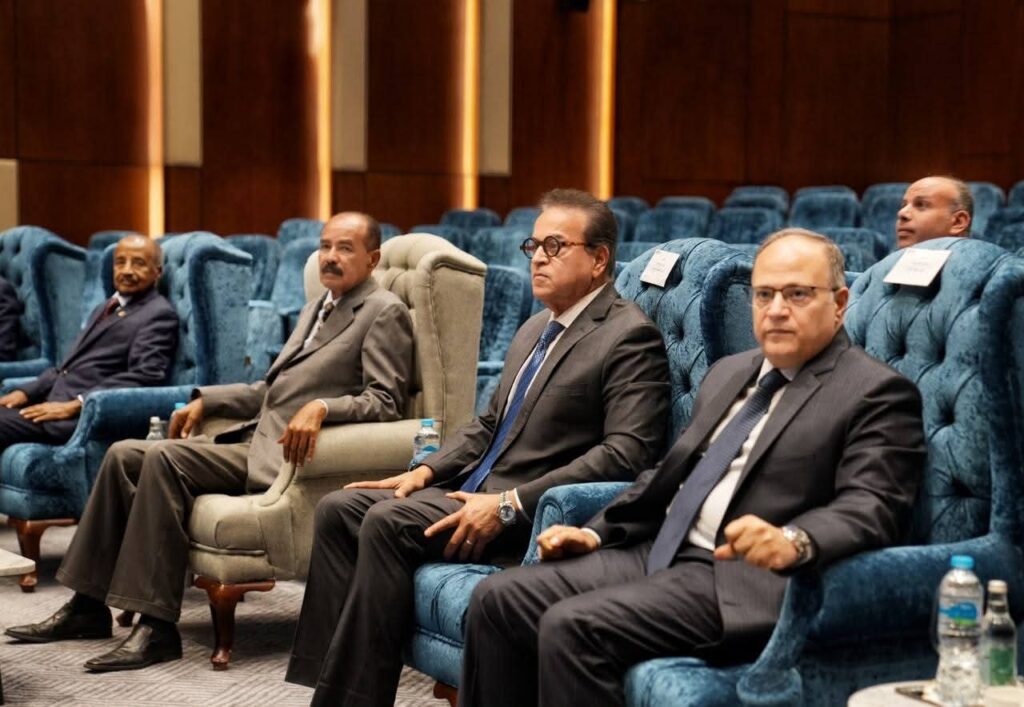 FB IMG 1781017287620 رئيس هيئة الدواء المصرية يستقبل رئيس إريتريا بمصنع جيبتو فارما لبحث آفاق التعاون الدوائي وتعزيز التكامل الصحي الإفريقي