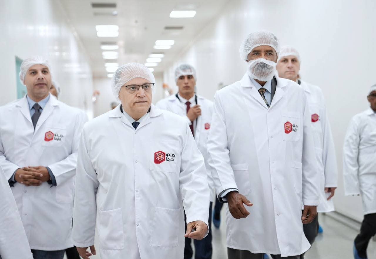 رئيس هيئة الدواء المصرية يستقبل رئيس إريتريا بمصنع جيبتو فارما لبحث آفاق التعاون الدوائي وتعزيز التكامل الصحي الإفريقي 1 FB IMG 1781017298767 رئيس هيئة الدواء المصرية يستقبل رئيس إريتريا بمصنع جيبتو فارما لبحث آفاق التعاون الدوائي وتعزيز التكامل الصحي الإفريقي