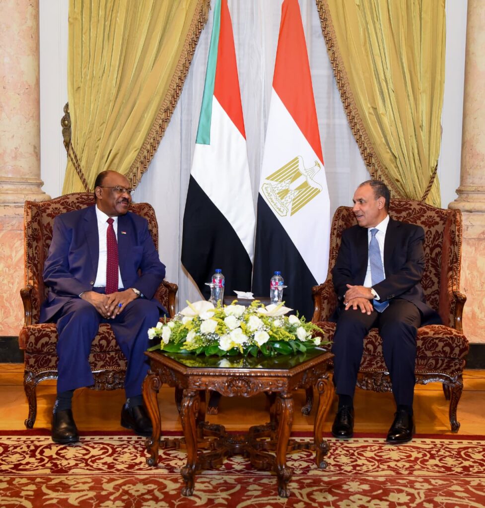 وزير الخارجية المصري يؤكد موقف مصر الثابت الداعم لوحدة السودان وسيادته وسلامة أراضيه ومؤسساته الوطنية 2 WhatsApp Image 2026 06 20 at 4.37.48 PM 1 وزير الخارجية المصري يؤكد موقف مصر الثابت الداعم لوحدة السودان وسيادته وسلامة أراضيه ومؤسساته الوطنية
