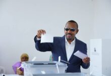 pmmm 1 من أوروميا إلى أمهرة وغياب تيجراي .. انطلاق التصويت في الانتخابات الإثيوبية في ظل نزاعات داخلية واختبار جديد لـ آبي أحمد