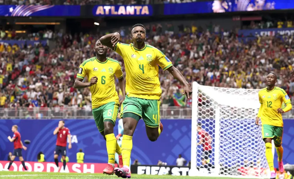 teboho mokoena celebrates كأس العالم 2026.. المنتخبات الأفريقية تقترب من إنجاز تاريخي بعد جولة ثانية مثيرة ومصر والمغرب والجزائر في صدارة المشهد