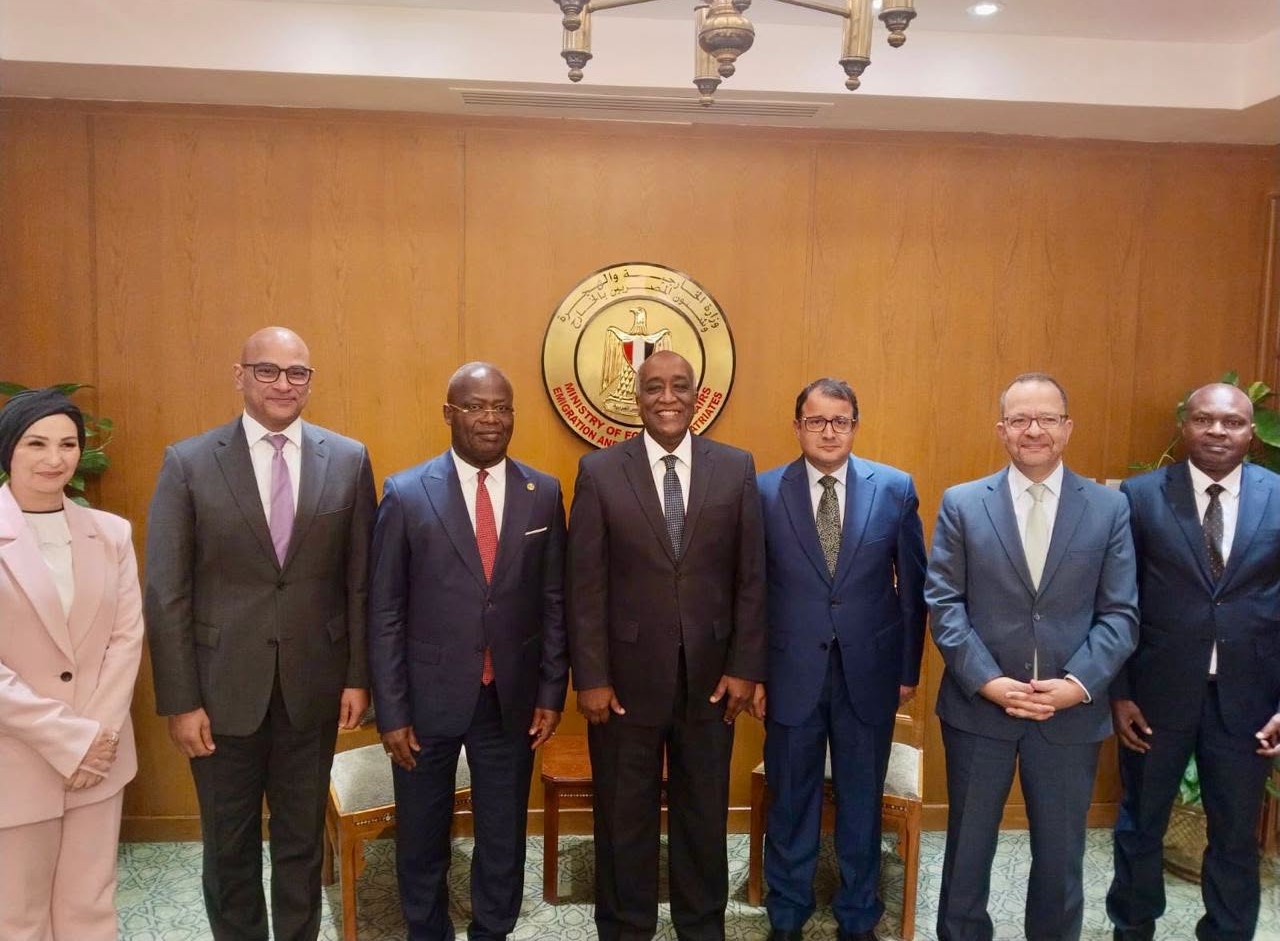 أول جولة مشاورات سياسية .. مصر والكونغو برازافيل تؤكدان دعم الحلول الأفريقية وتكثيف التعاون الاقتصادي والاستثماري 1 746369793 1017621101157066 4017501202128966686 n أول جولة مشاورات سياسية .. مصر والكونغو برازافيل تؤكدان دعم الحلول الأفريقية وتكثيف التعاون الاقتصادي والاستثماري
