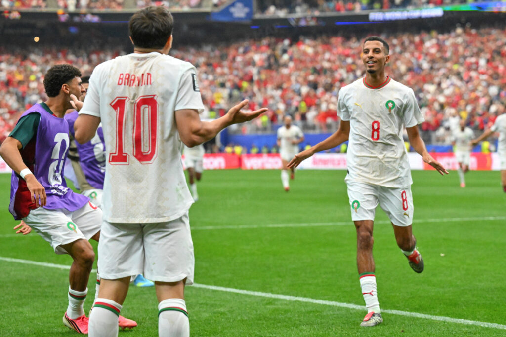 Azzedine Ounahi المغرب ضد فرنسا.. أسود الأطلس يطاردون إنجازًا تاريخيًا جديدًا .. موعد المباراة والقنوات الناقلة