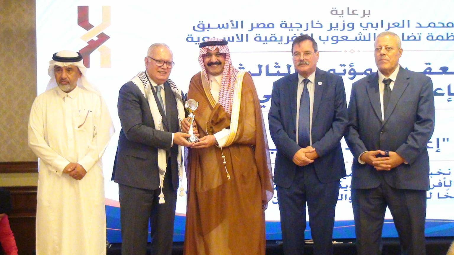 IMG 20260730 WA0038 شلهوب الشلهوب بعد تكريمه من اتحاد الإعلاميين الأفريقي الآسيوي في القاهرة:  الإعلام شريك أساسي في إنجاح العمل الإنساني