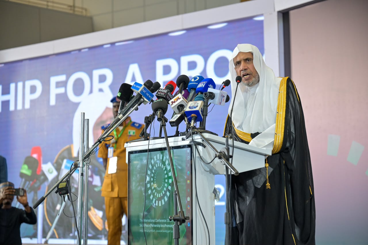 من العاصمة النيجيرية أبوجا.. « رابطة العالم الإسلامي » تطلق مبادرة للسِّلم المجتمعيّ في غرب أفريقيا 1 IMG 20260812 WA0009 من العاصمة النيجيرية أبوجا.. « رابطة العالم الإسلامي » تطلق مبادرة للسِّلم المجتمعيّ في غرب أفريقيا