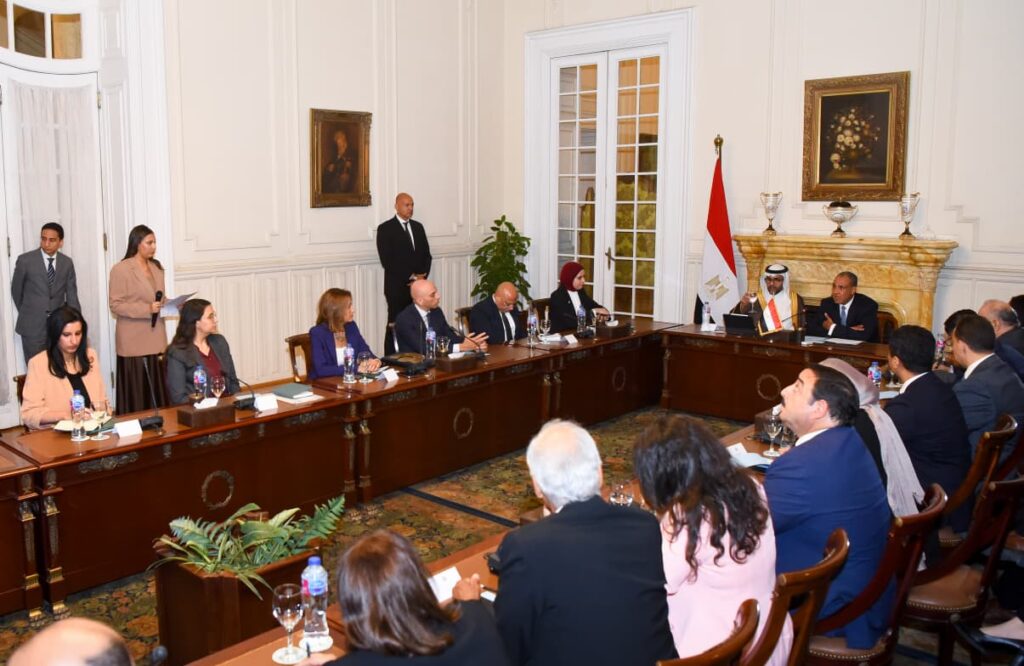 وزير الخارجية يبحث سبل دعم الشركات المصرية في التوسع بالأسواق الأفريقية 9 IMG 20260817 WA0002 وزير الخارجية يبحث سبل دعم الشركات المصرية في التوسع بالأسواق الأفريقية
