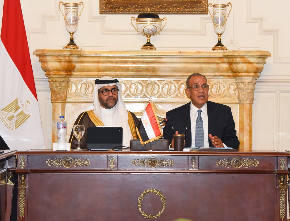 وزير الخارجية يبحث سبل دعم الشركات المصرية في التوسع بالأسواق الأفريقية 1 IMG 20260817 WA0008 وزير الخارجية يبحث سبل دعم الشركات المصرية في التوسع بالأسواق الأفريقية