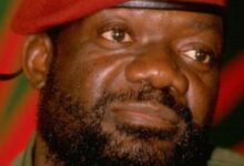 Jonas Savimbi السفير دكتور محمد حجازي يكتب : جوناس سافيمبي… قائد “يونيتا” بين حرب التحرير وصراع السلطة في أنغولا