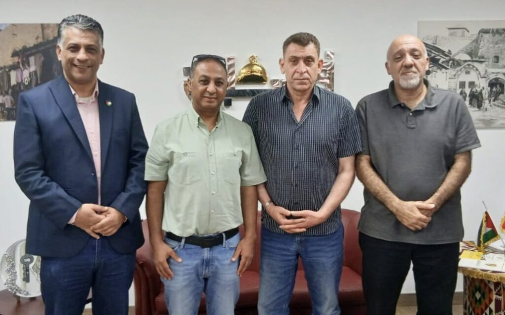 نقابة الصحفيين الفلسطينيين في مصر تُجرِي سلسلة لقاءات استراتيجية لتعزيز الحضور الإعلامي ودعم السردية الوطنية 5 WhatsApp Image 2026 08 03 at 8.19.47 PM نقابة الصحفيين الفلسطينيين في مصر تُجرِي سلسلة لقاءات استراتيجية لتعزيز الحضور الإعلامي ودعم السردية الوطنية