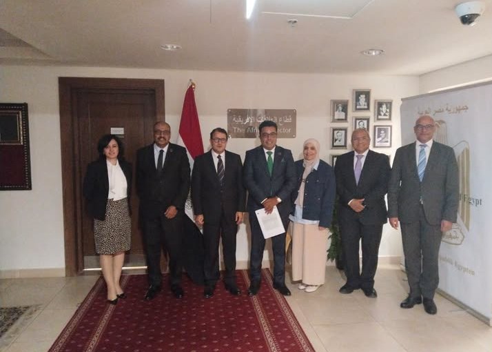 حزب الوعي يطرح مشروعا استراتيجيا لدعم العلاقات المصرية - الأفريقية 1 وفد حزب الوعي برئاسة الدكتور باسل عادل يلتقي مساعد وزير الخارجية حزب الوعي يطرح مشروعا استراتيجيا لدعم العلاقات المصرية - الأفريقية