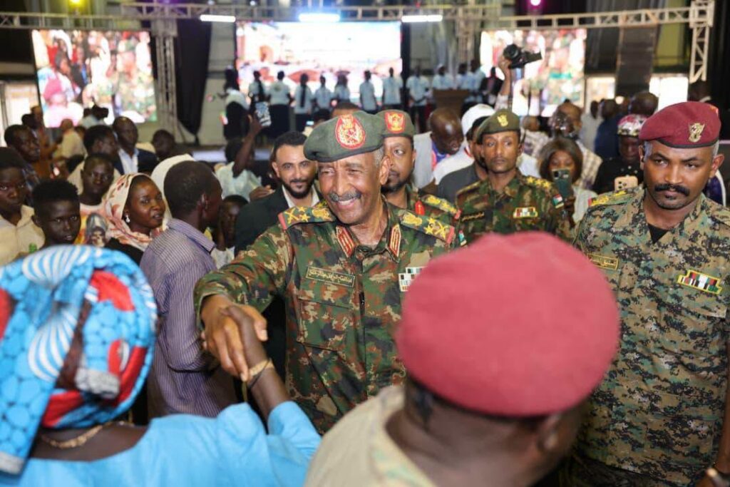 «معاً نصلي من أجل السودان».. البرهان يشارك في احتفال مجلس الكنائس السوداني للصلاة من أجل السلام 2 816996326 3323464381375514 827221889013793780 n «معاً نصلي من أجل السودان».. البرهان يشارك في احتفال مجلس الكنائس السوداني للصلاة من أجل السلام